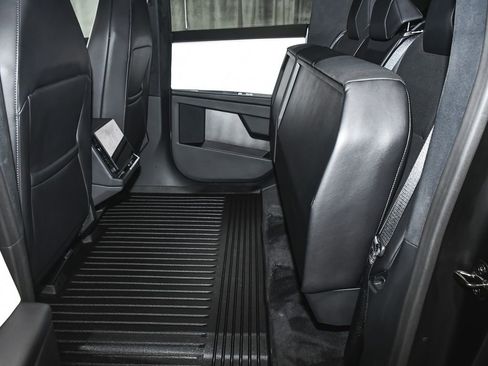 Used 2024 Tesla Cybertruck AWD Crew Cab image 52