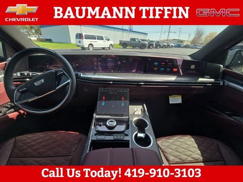 Used 2025 Cadillac Escalade Sport w/ LPO, ONYX Package image 14