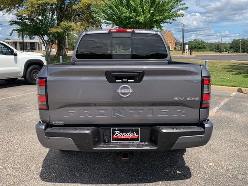 Used 2023 Nissan Frontier SV w/ SV Convenience Package AWD/4WD image 6