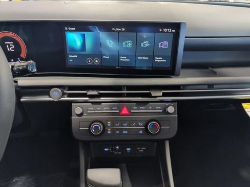 New 2026 Hyundai Tucson SE image 7