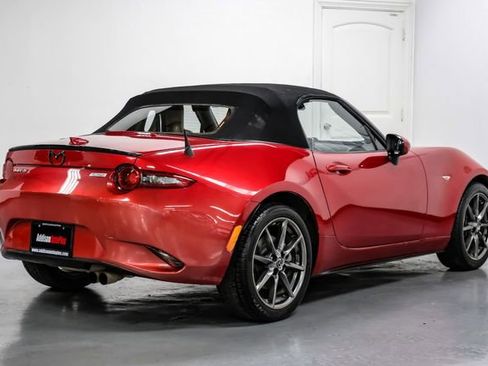 Used 2016 MAZDA MX-5 Miata Grand Touring image 7