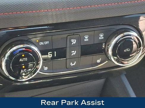 Used 2025 Chevrolet TrailBlazer RS w/ Convenience Package AWD/4WD image 14