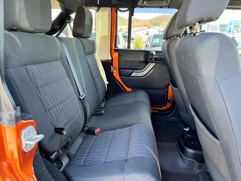 Used 2011 Jeep Wrangler Unlimited Sport image 17
