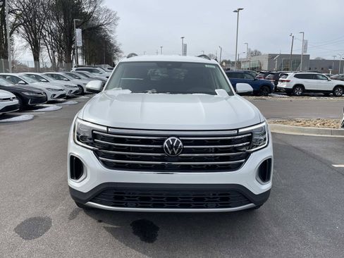 New 2026 Volkswagen Atlas SE FWD image 2