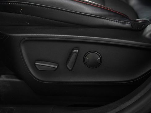 Used 2023 Ford Escape ST-Line Elite image 25