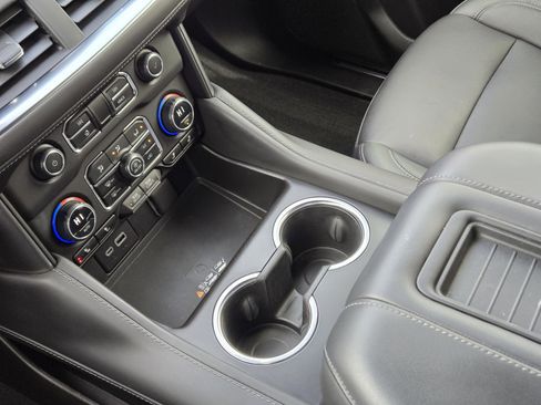 Used 2023 Chevrolet Tahoe Z71 w/ Z71 Off-Road Package image 21