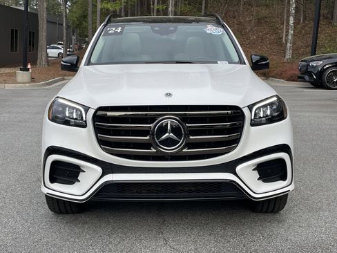 Certified 2024 Mercedes-Benz GLS 580 4MATIC image 3