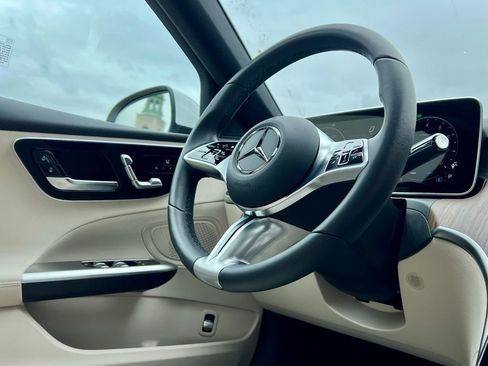 Certified 2026 Mercedes-Benz C 300 4MATIC Sedan image 15