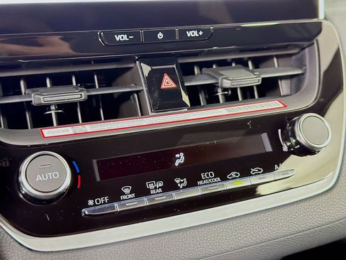 New 2026 Toyota Corolla SE FWD image 15
