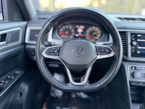 Used 2020 Volkswagen Atlas Cross Sport SE image 40