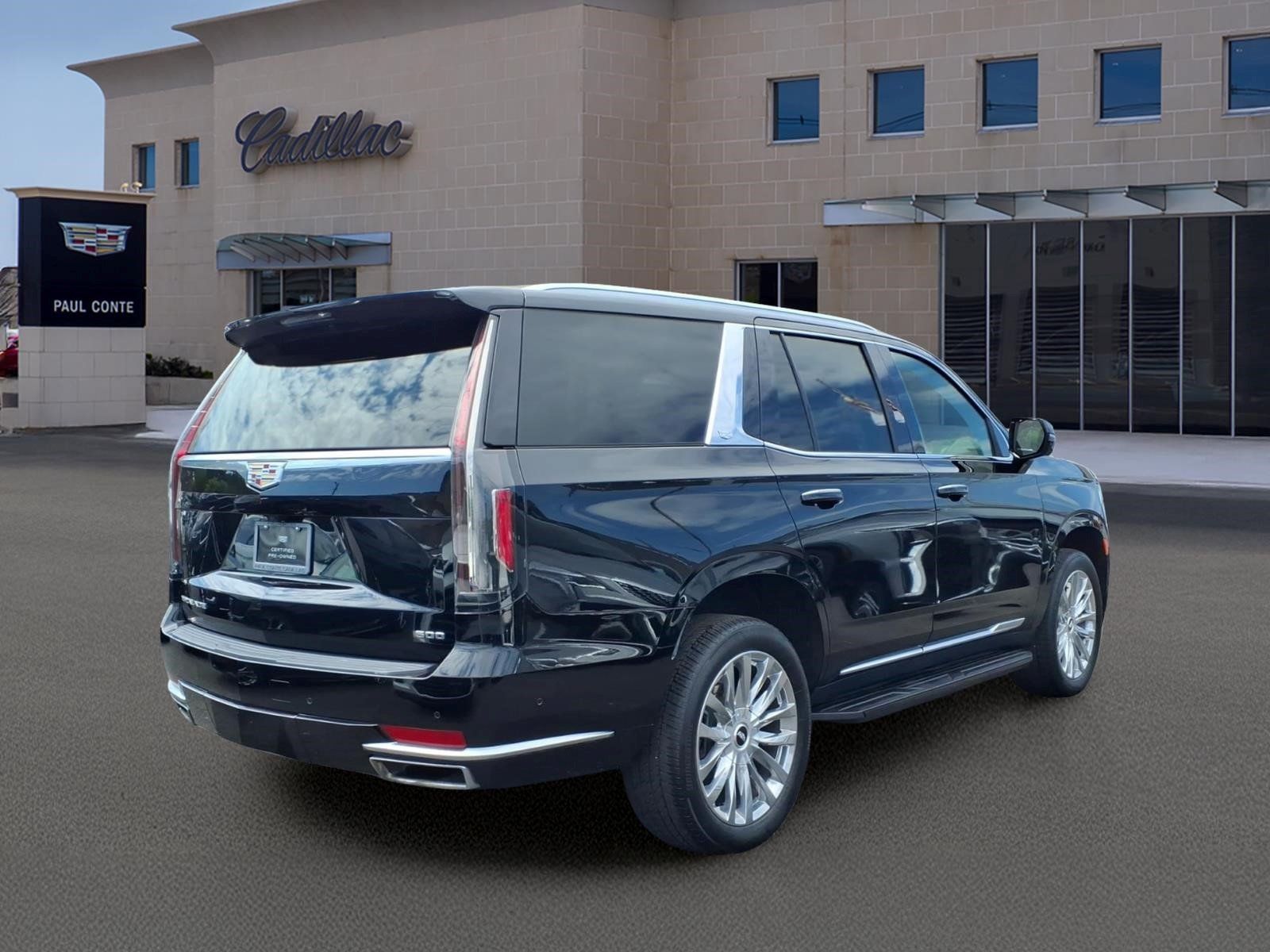 Certified 2023 Cadillac Escalade Premium Luxury w/ LPO, Floor Liner Package AWD/4WD image 5
