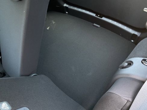 New 2025 Nissan Kicks Play S image 15