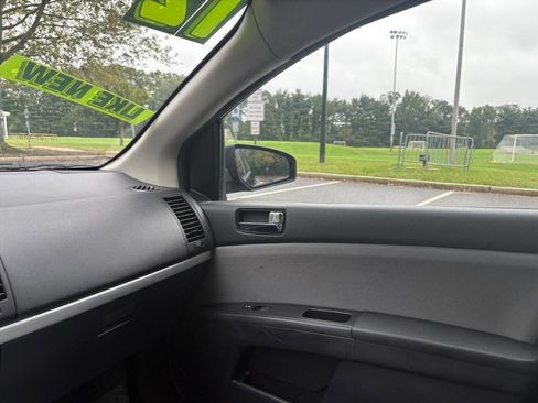 Used 2012 Nissan Sentra 2.0 SR w/ Special Edition Pkg image 20