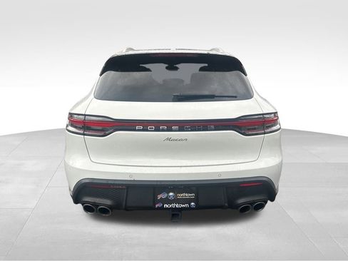 Used 2023 Porsche Macan image 6