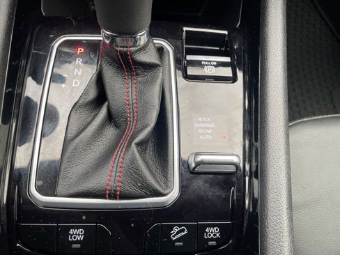 Used 2024 Jeep Compass Trailhawk w/ Trailhawk Convenience Group image 30