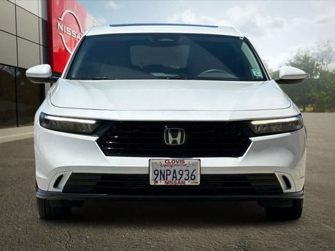 Used 2024 Honda Accord EX image 11