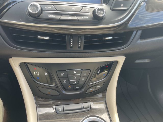Used 2020 Buick Envision Essence w/ Experience Buick Package AWD/4WD image 28