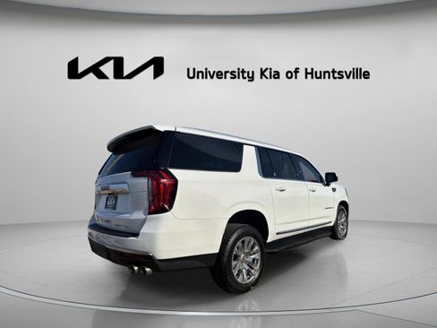 Used 2024 GMC Yukon XL Denali image 7