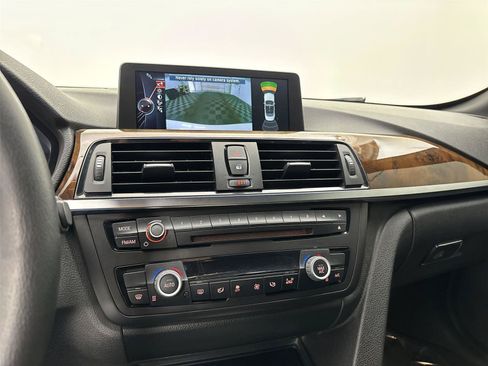 Used 2015 BMW 428i Convertible RWD image 30