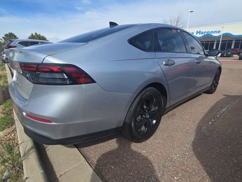 Used 2025 Honda Accord SE image 13