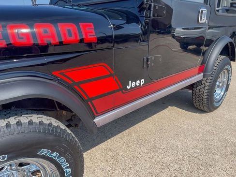 Used 1984 Jeep CJ 7 image 11