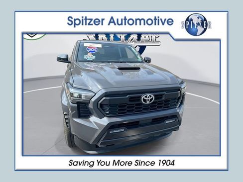 Certified 2024 Toyota Tacoma TRD Sport image 1