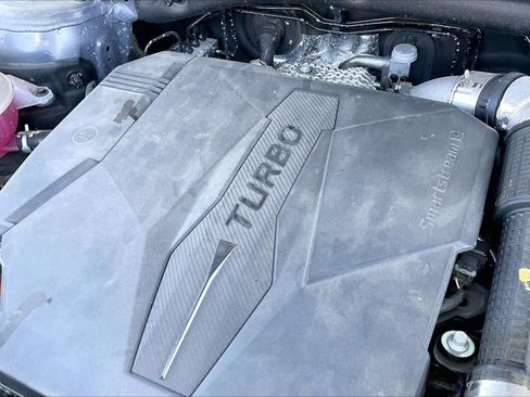 Used 2025 Hyundai Santa Fe SEL FWD image 32