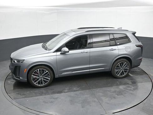 Used 2023 Cadillac XT6 Sport image 44