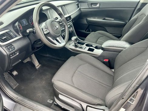 Used 2019 Kia Optima LX image 10