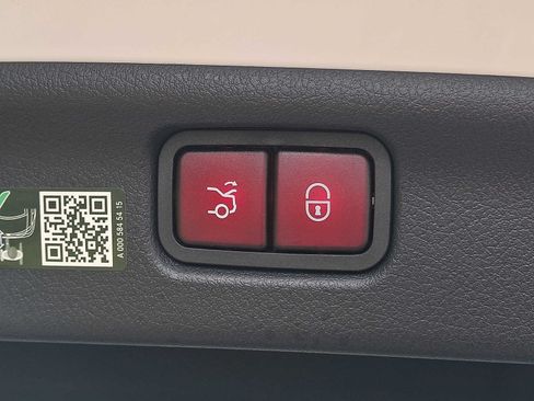 Certified 2024 Mercedes-Benz C 300 4MATIC Sedan image 27
