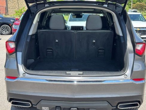 Used 2023 Acura MDX SH-AWD image 9