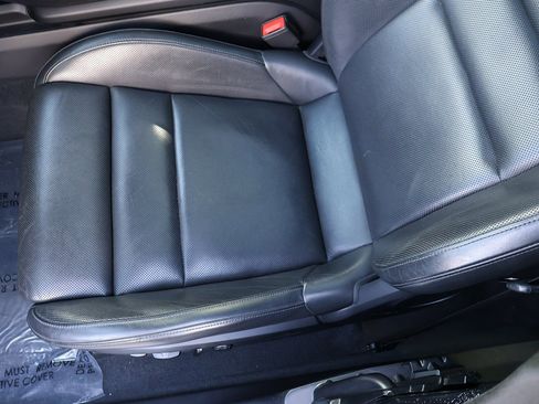 Used 2020 Porsche Taycan Turbo image 33