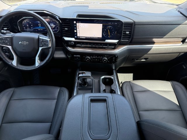 Used 2022 Chevrolet Silverado 1500 LT Trail Boss w/ LT Trail Boss Premium Package AWD/4WD image 27