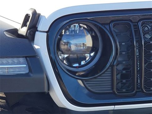 Certified 2024 Jeep Wrangler Willys 4xe image 16