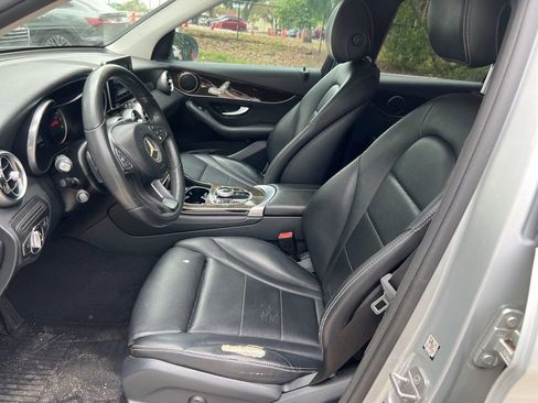 Used 2017 Mercedes-Benz GLC 300 image 13