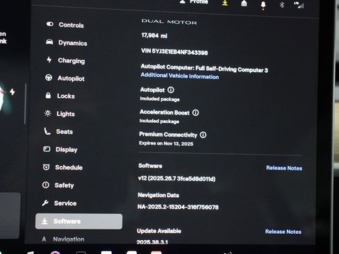 Used 2022 Tesla Model 3 Long Range image 24