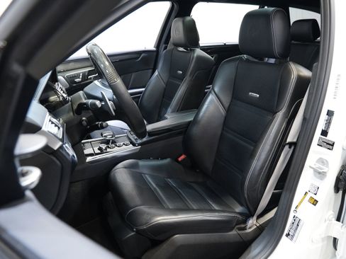Used 2014 Mercedes-Benz E 63 AMG S-Model w/ Driver Assistance Package image 32