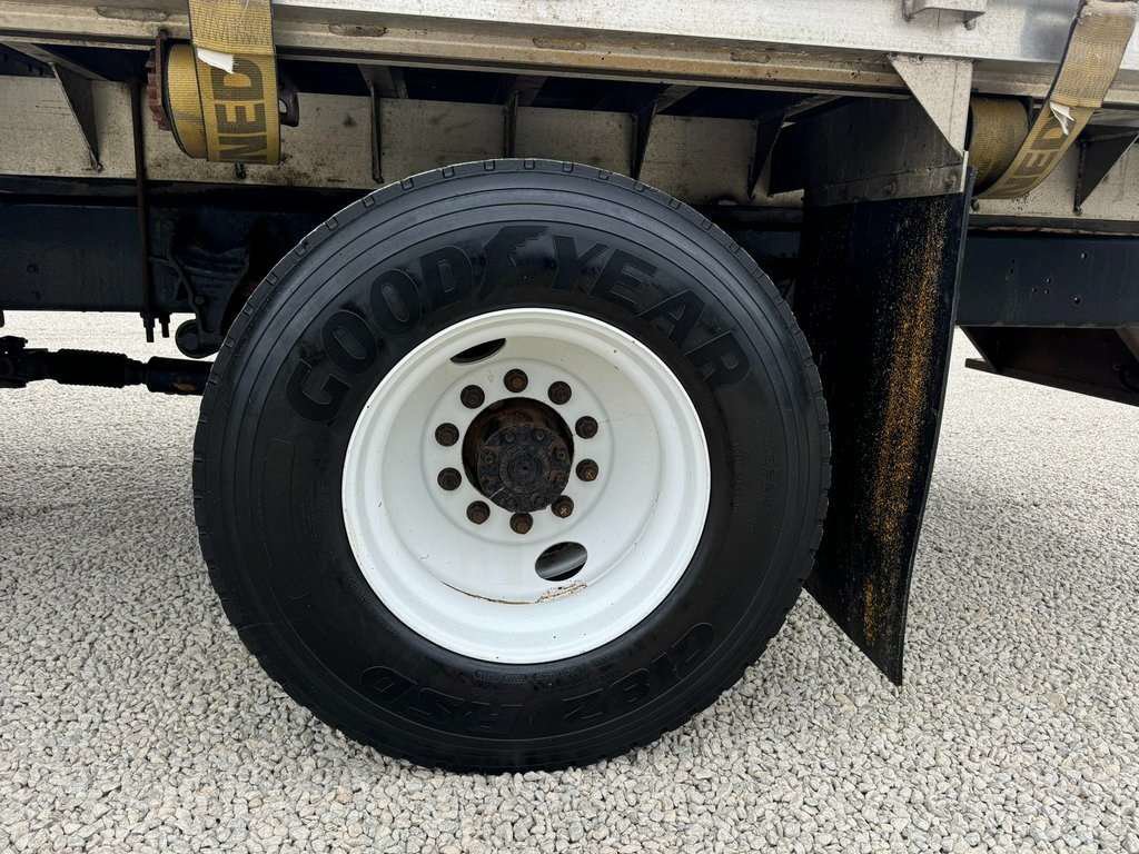 Used 2015 Ford F650 2WD Regular Cab Super Duty image 27