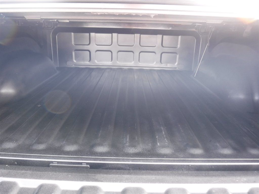 Used 2022 RAM 1500 Warlock w/ Electronics Group AWD/4WD image 8