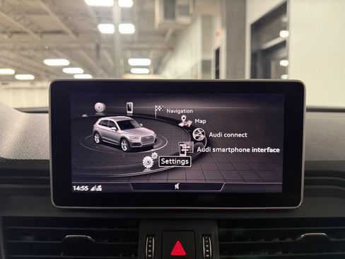 Used 2019 Audi Q5 2.0T Premium Plus w/ Premium Plus Package AWD/4WD image 12