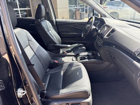 Used 2016 Honda Pilot Elite image 34