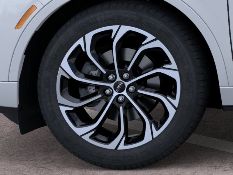 Used 2026 Lincoln Nautilus Reserve AWD/4WD image 19