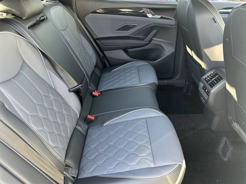 New 2026 Volkswagen Tiguan SEL R-Line image 9