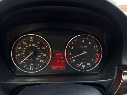 Used 2011 BMW 335i xDrive Coupe image 20