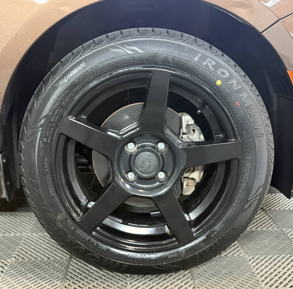 Used 2013 FIAT 500 Pop FWD image 19