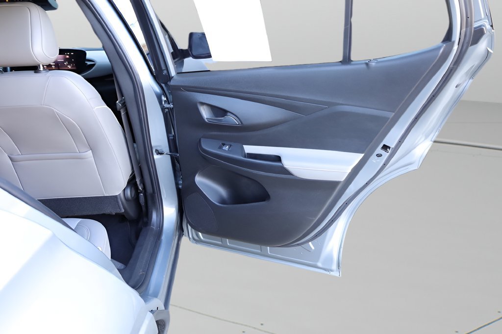 Used 2024 Buick Envista Avenir FWD image 18