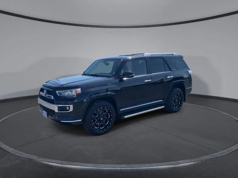 Used 2018 Toyota 4Runner Limited AWD/4WD image 5