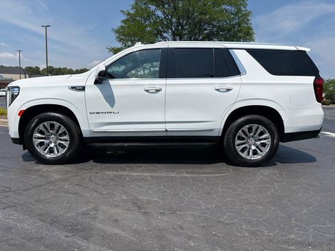 Used 2023 GMC Yukon Denali AWD/4WD image 2