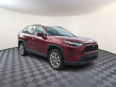 Used 2025 Toyota RAV4 XLE Premium w/ Weather Package image 5
