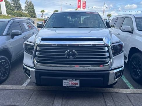Used 2020 Toyota Tundra Limited w/ Limited Premium Package AWD/4WD image 2